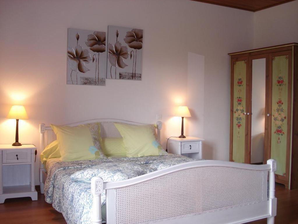 Chambre D'Hotes La Haie Fleurie Chevillard Phòng bức ảnh